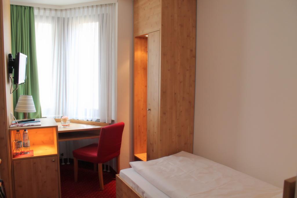 Steichele Hotel & Weinrestaurant Núremberg Habitación foto