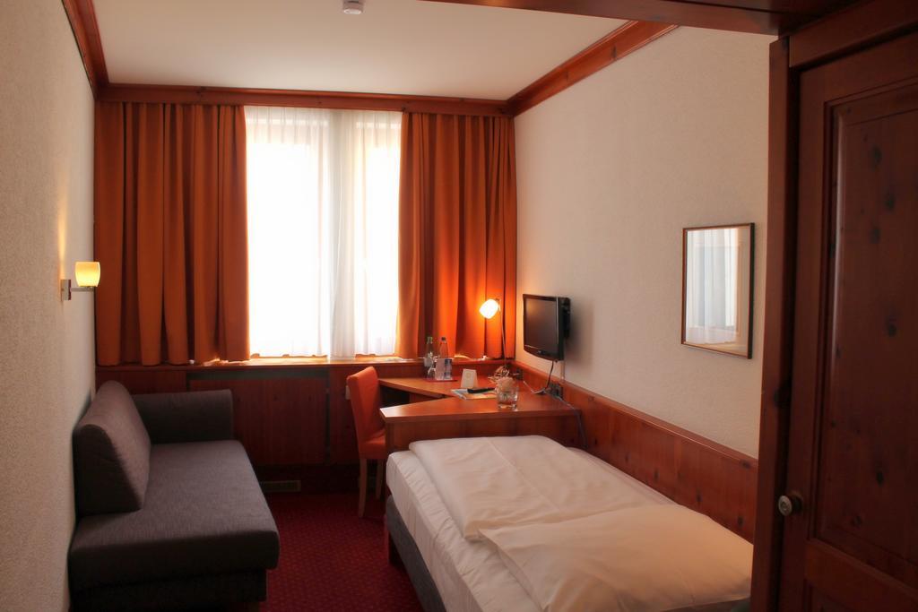 Steichele Hotel & Weinrestaurant Núremberg Habitación foto